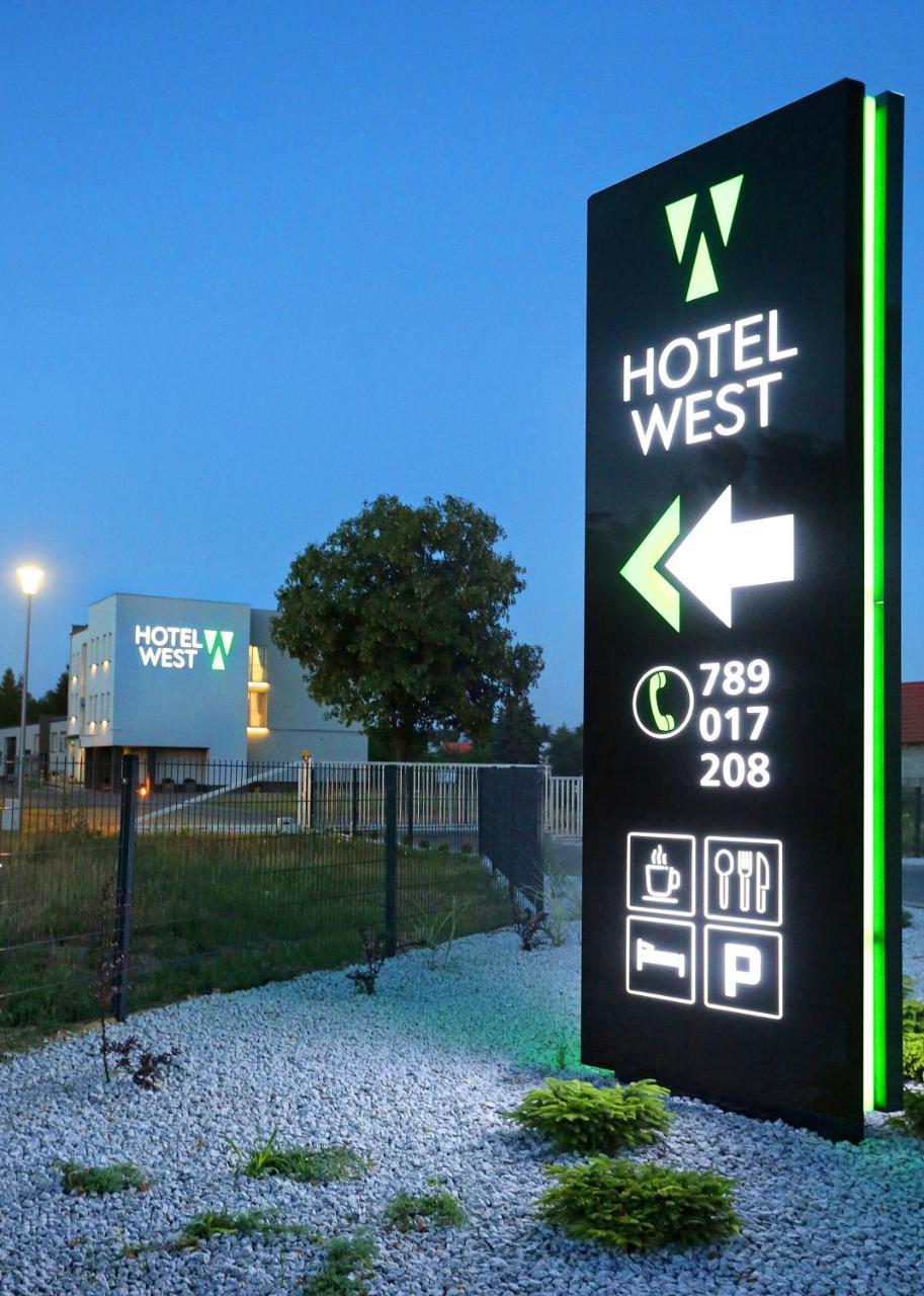 Poznan West Hotel - Airport Exteriér fotografie